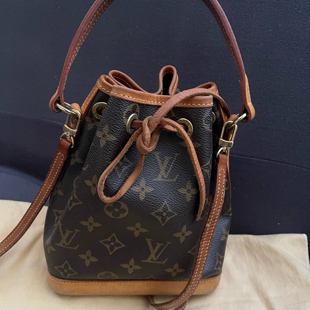 Louis Vuitton Noe mini bag - Picture 5 of 8